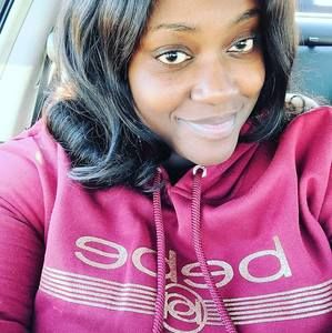 Meet your Posher, Whitney